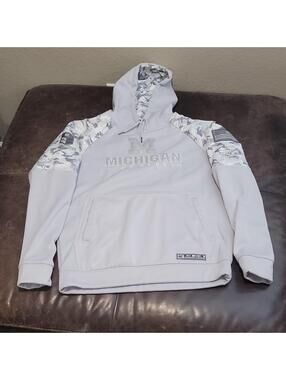 Colosseum Michigan Wolverines Gray White Camo Military Sleeve Hoodie Men's M 189